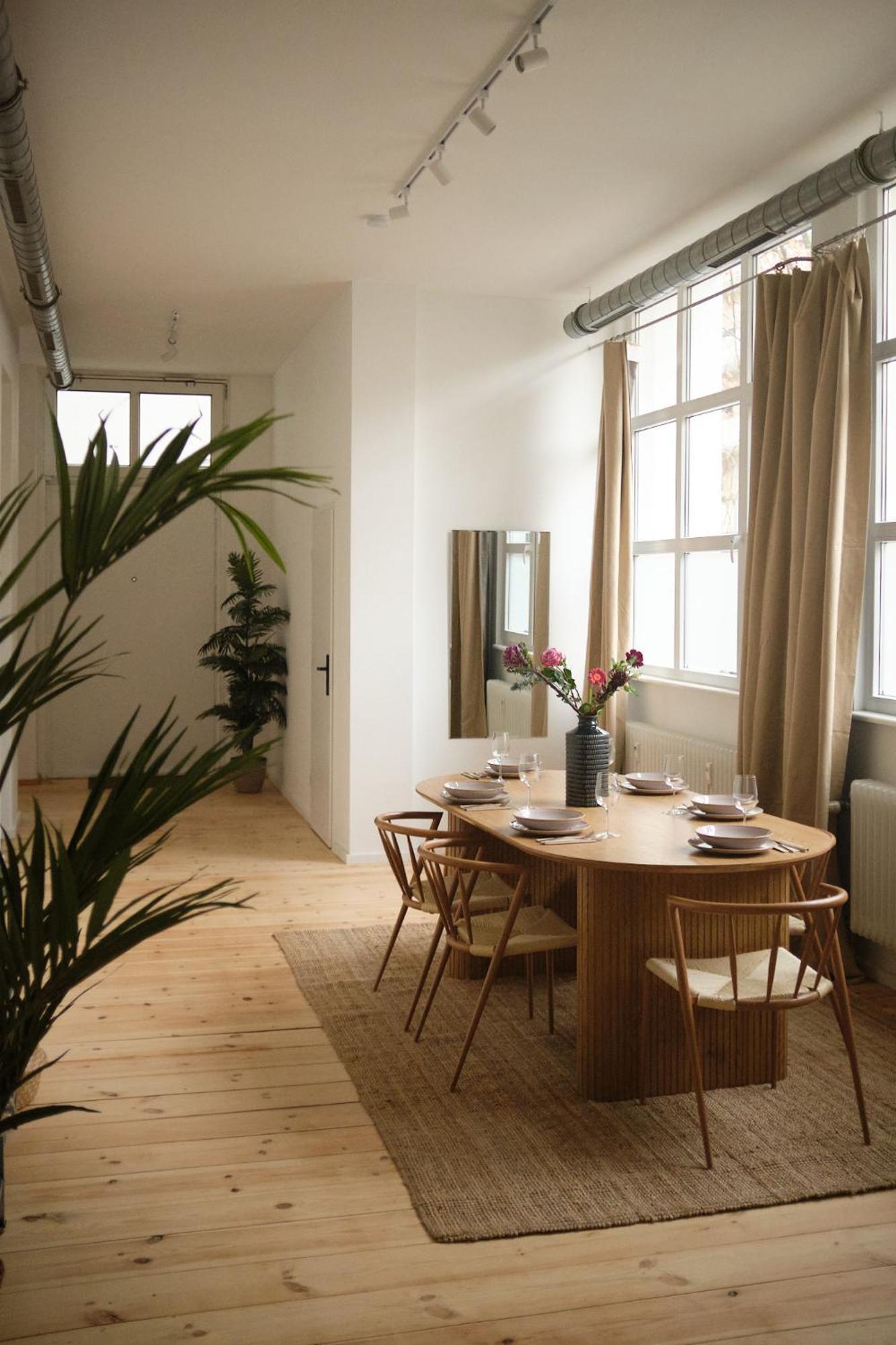 Apartment Modern Design 75sq In Mitte Berlin